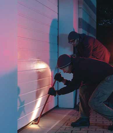 Гаражные секционные ворота Hormann