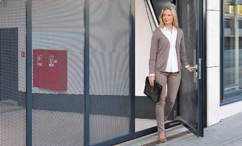 Ворота для коллективных гаражей Hormann